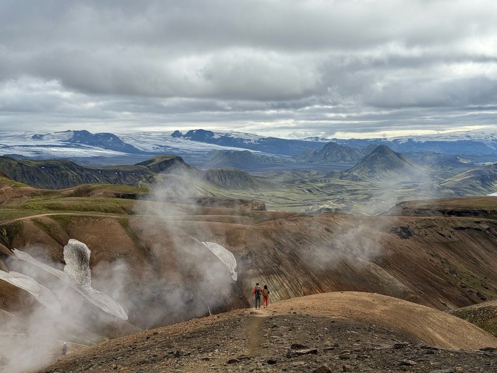 Hikers on the Laugavegur trail